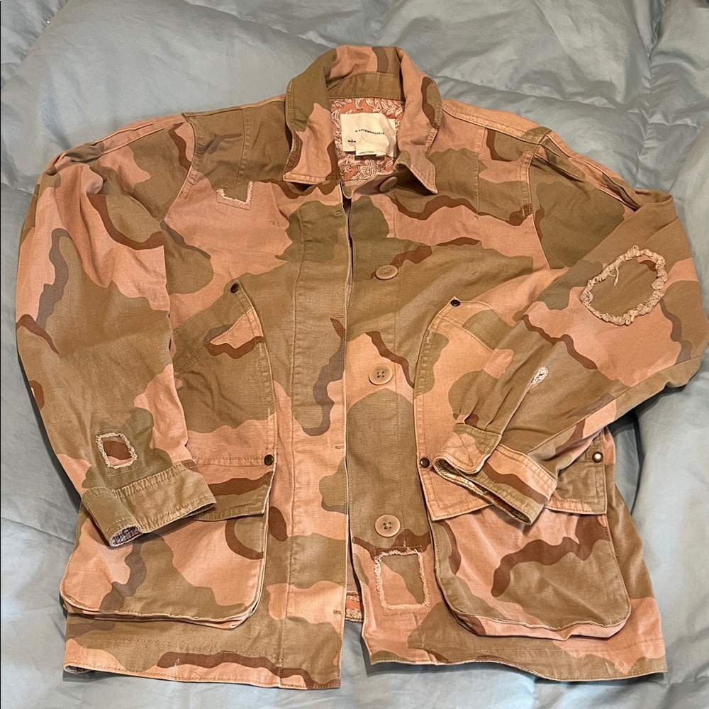 Camouflage Button-Up Jacket
